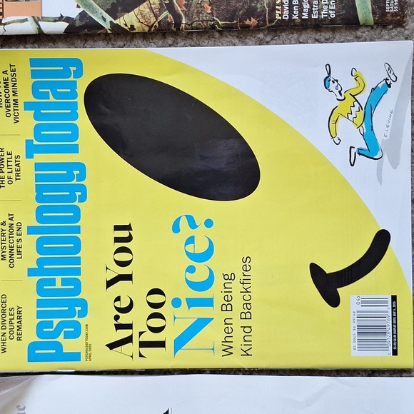 Real Simple Magazines And More Bundle - Picture 10 of 10